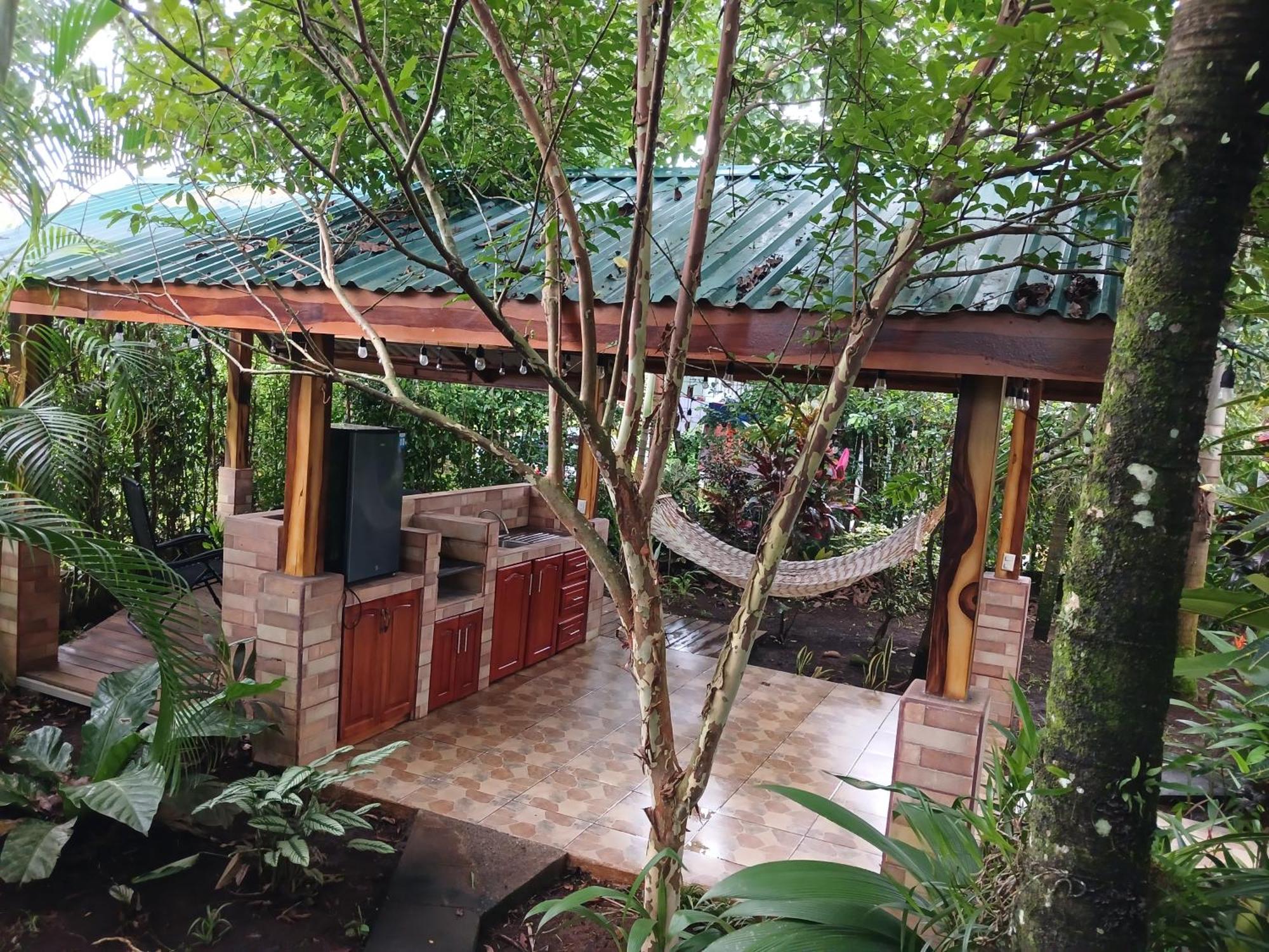 San Gabriel Apartments La Fortuna Esterno foto